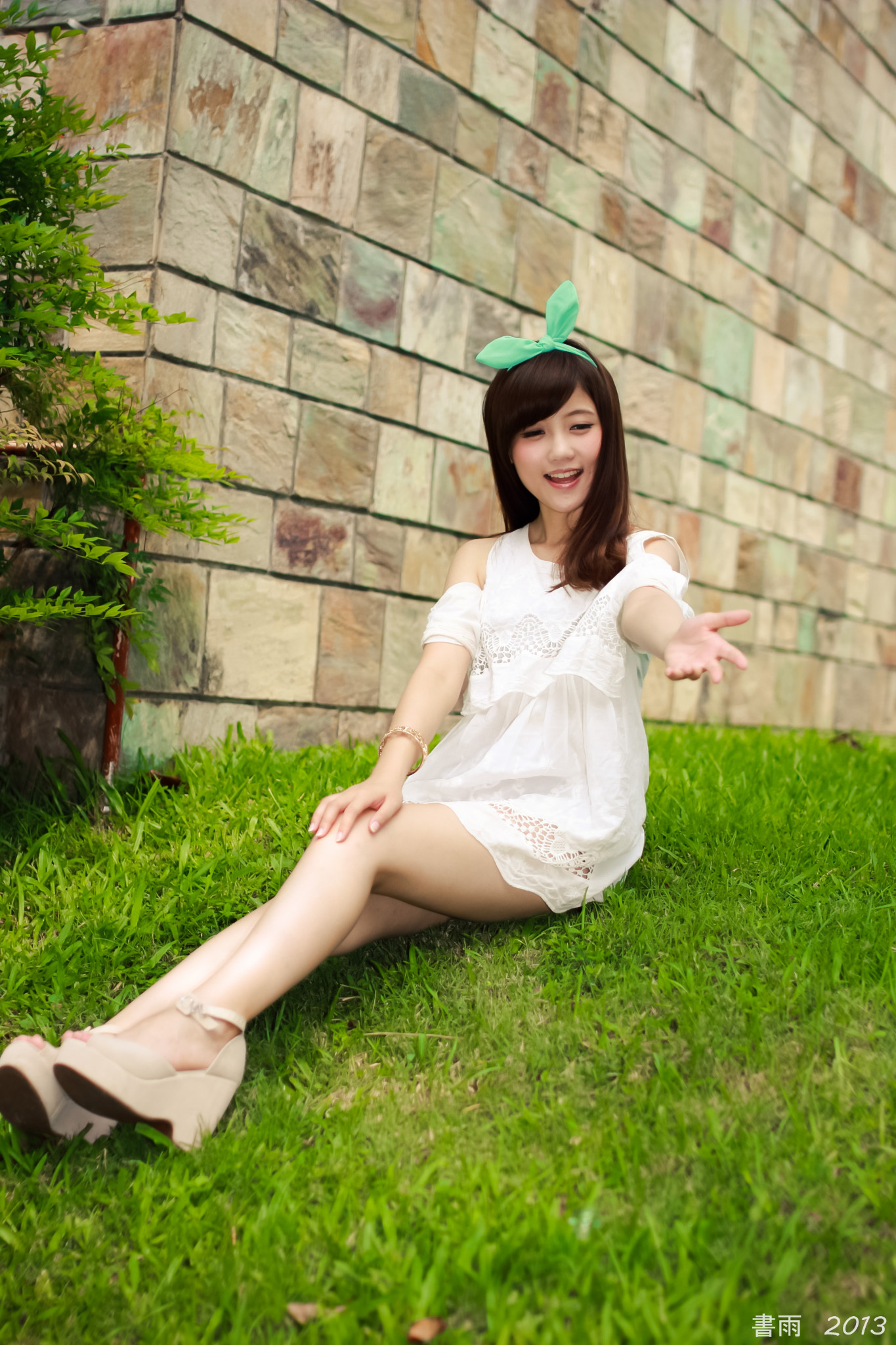 [Beautyleg番外篇]2013-09-14 敏敏国美馆外拍 1